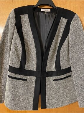 Kasper Black and Gray Textured Open-Front Blazer